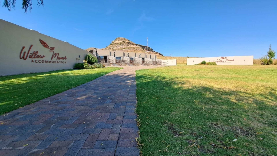 8 Bedroom Property for Sale in Clarens Free State